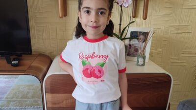 Kocaeli’nin Körfez ilçesinde, oyun oynarken otomobilin çarpması sonucu ağır yaralanan