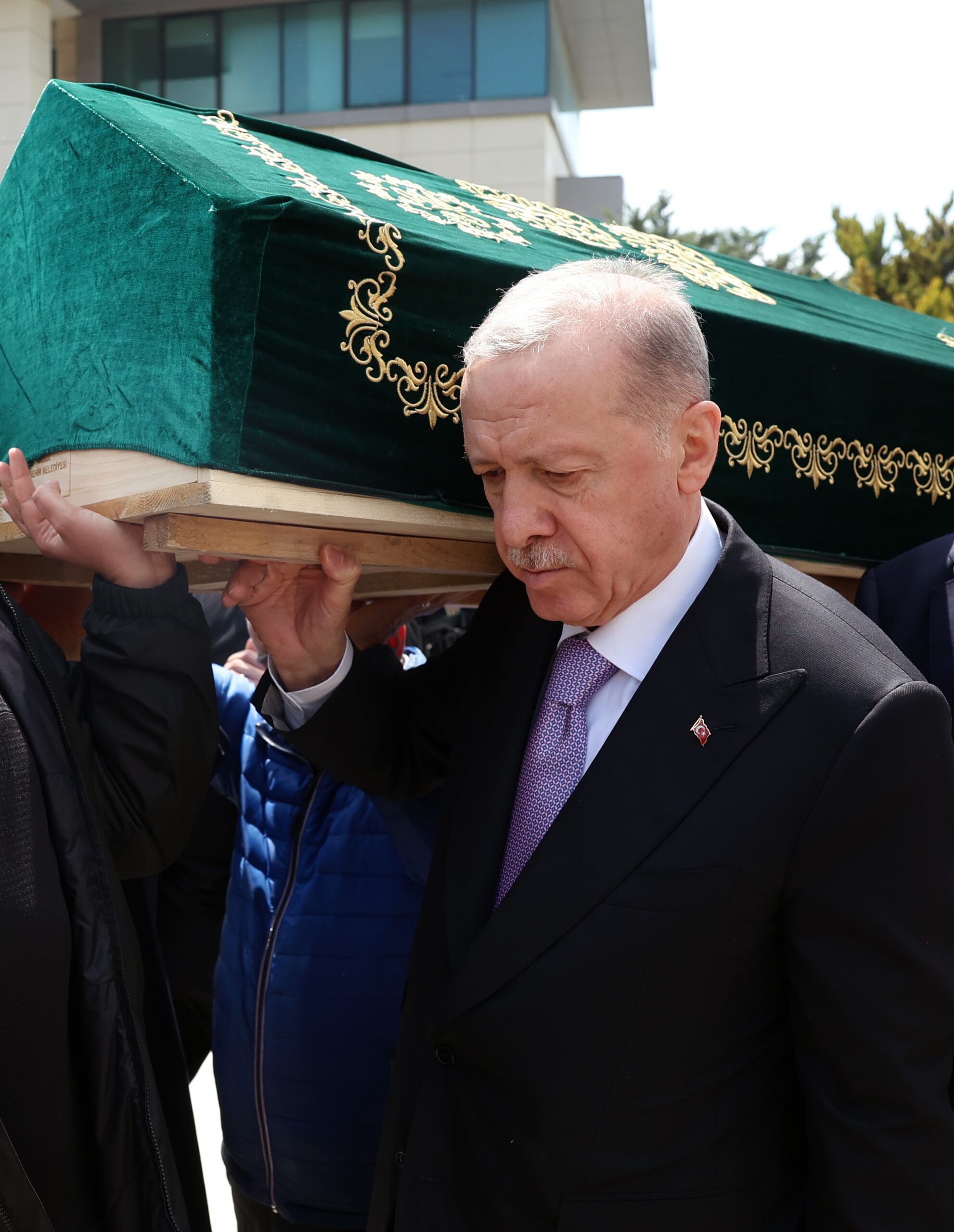 Cumhurbaşkanı Recep Tayyip Erdoğan, İstanbul İmam Hatip Lisesi’ndeki Arapça öğretmeni