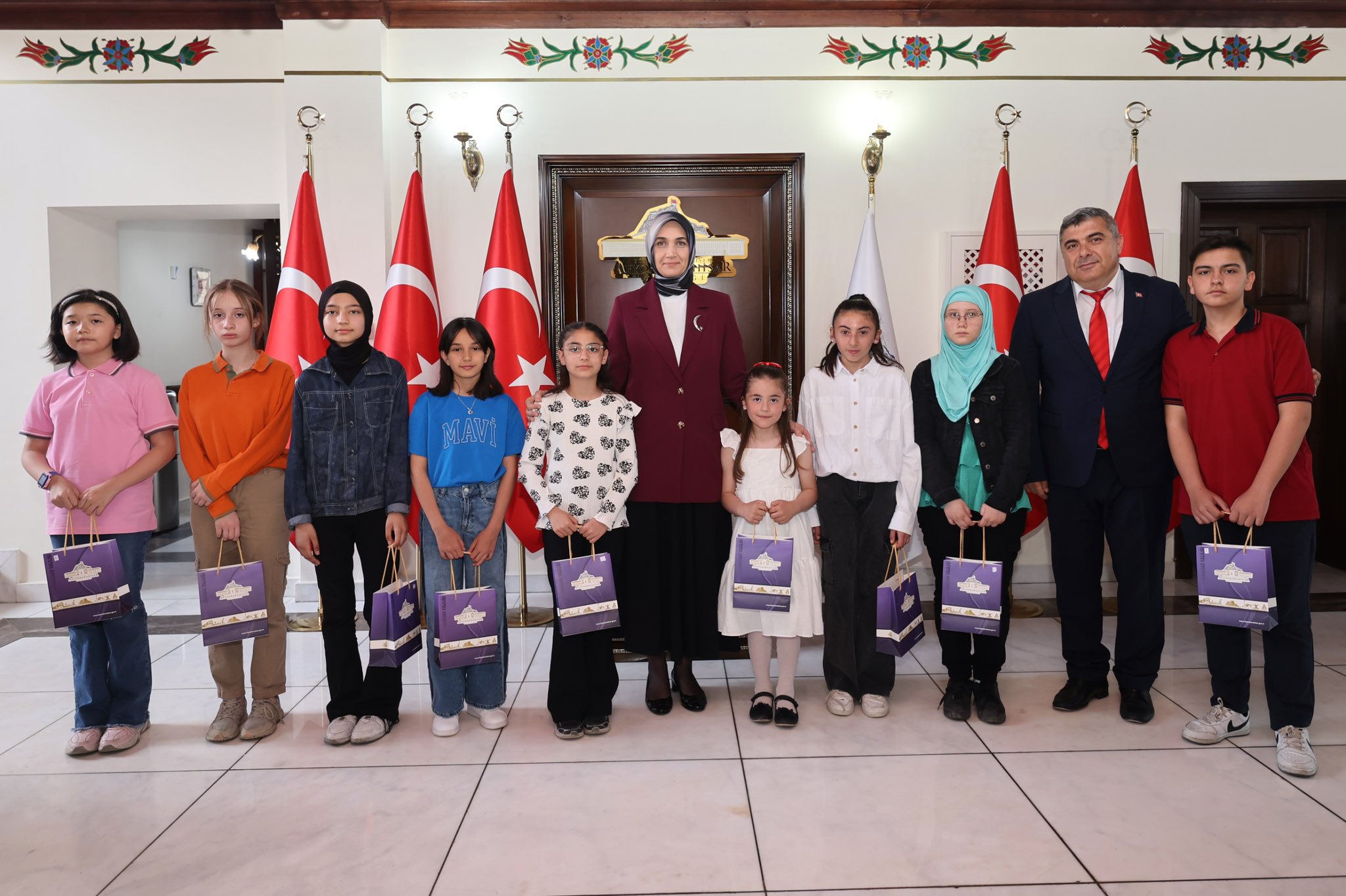 Afyonkarahisar Valisi Doç. Dr. Kübra Güran Yiğitbaşı, “Benim Bayramım 23