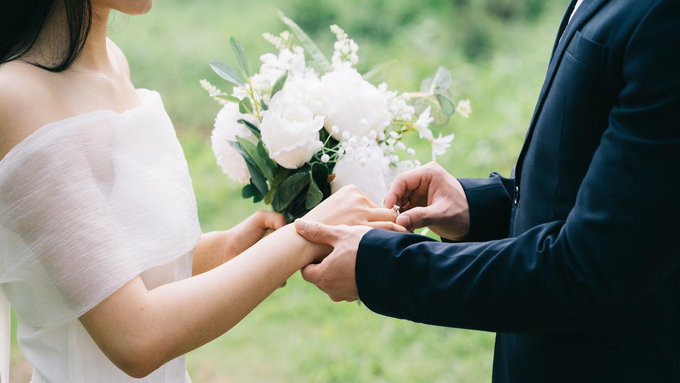 Aile Bakanlığı’nın 20 firmayla yaptığı anlaşma kapsamında yeni evlenen çiftlere