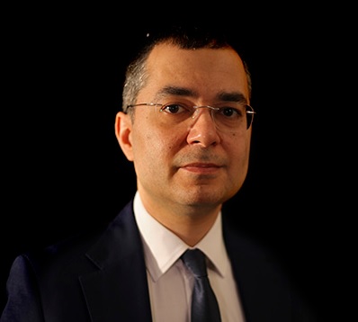 Kardiyoloji Uzmanı Prof. Dr. Alp Burak Çatakoğlu, kalp krizinden korunmanın
