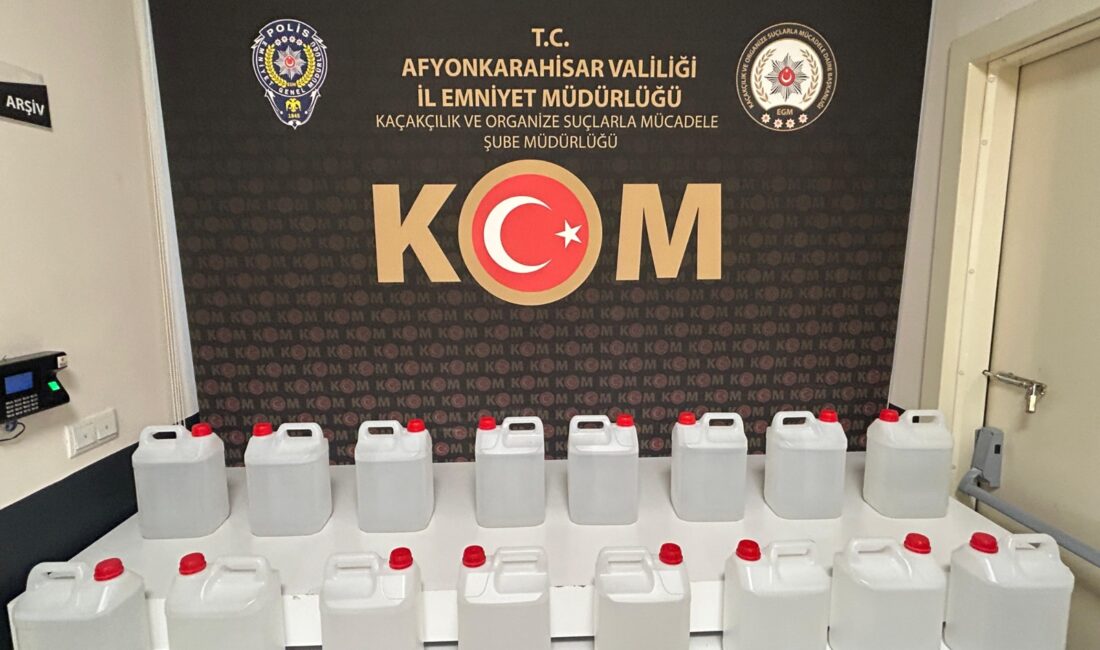Afyonkarahisar'ın Sinanpaşa ilçesinde kaçakçılıkla mücadele kapsamında düzenlenen operasyonda, bir iş