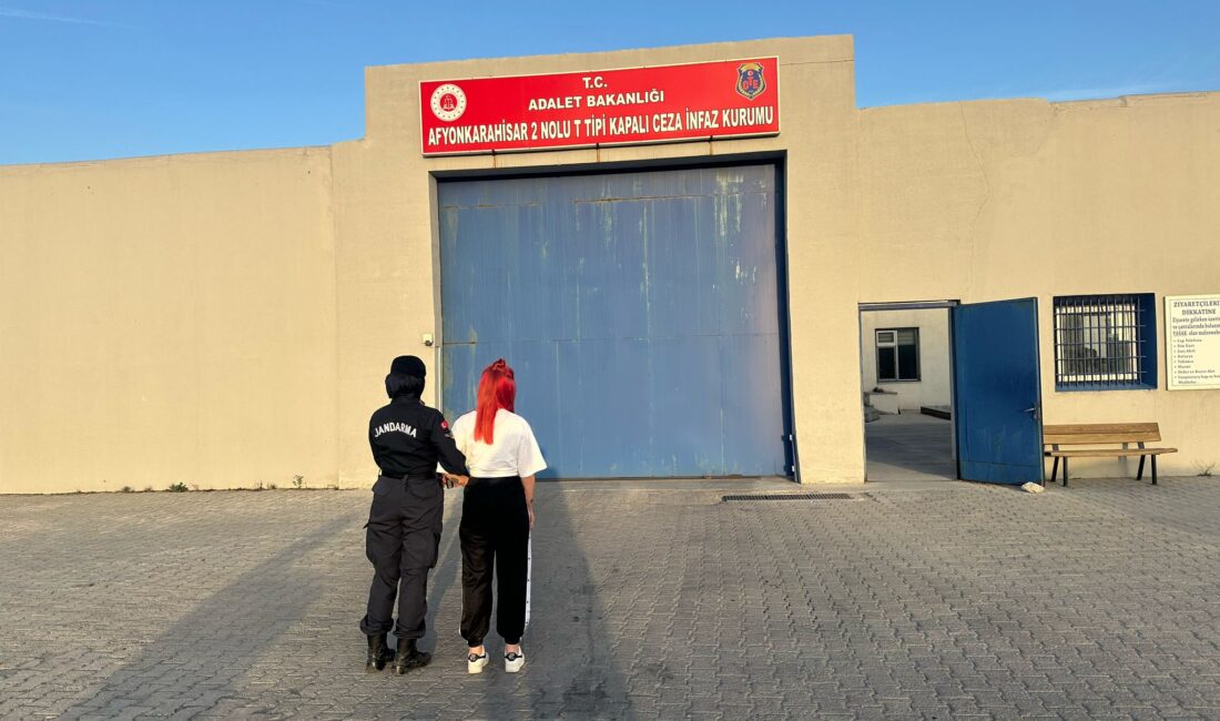 Afyonkarahisar İl Jandarma Komutanlığı, aranan şahısların tespiti ve yakalanmasına yönelik