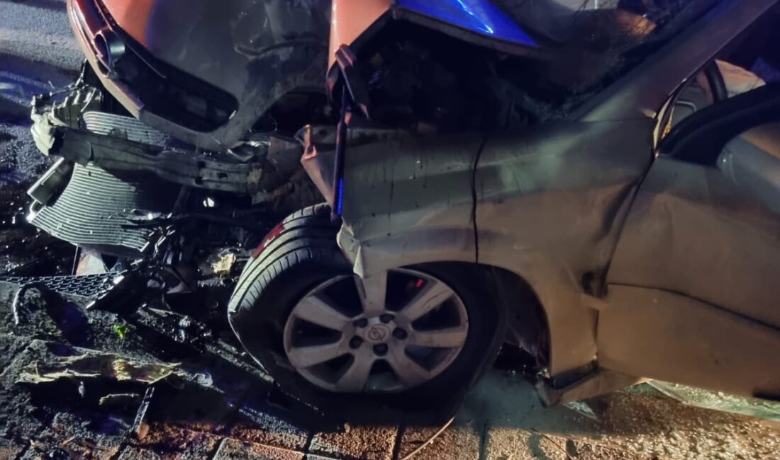 Edinilen bilgilere göre, dün akşam saatlerinde Afyonkarahisar’da meydana gelen trafik