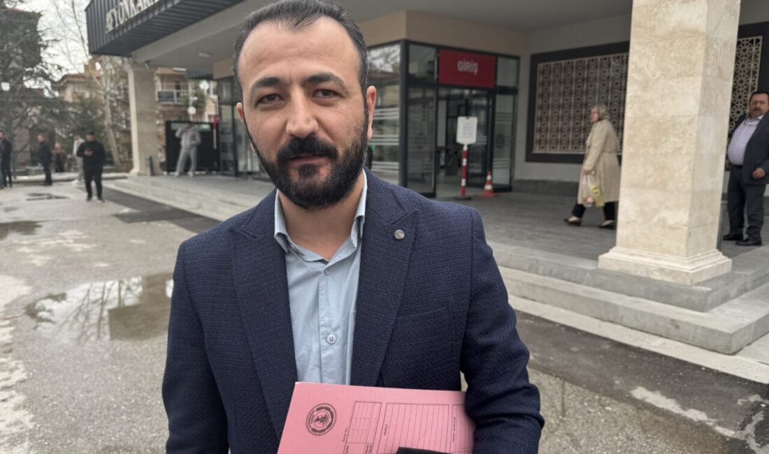 - Mahkeme heyeti, sanık Köksal'ın savunmasının ardından tanıkların dinlenmesine karar