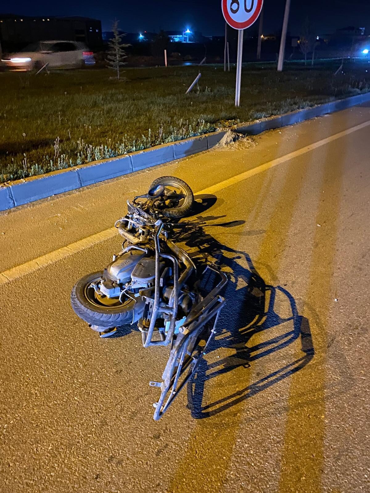 AFYONKARAHİSAR (AA) – Afyonkarahisar'da otomobilin motosiklete çarpması sonucu 1 kişi