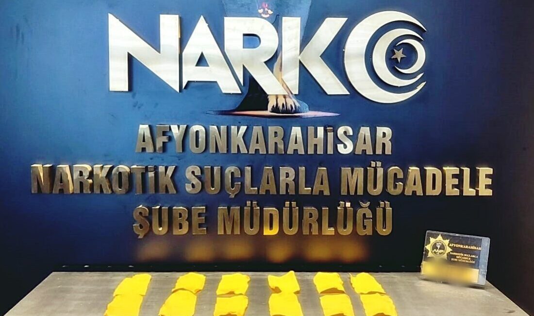 AFYONKARAHİSAR (AA) – Afyonkarahisar'da düzenlenen uyuşturucu operasyonunda gözaltına alınan 3