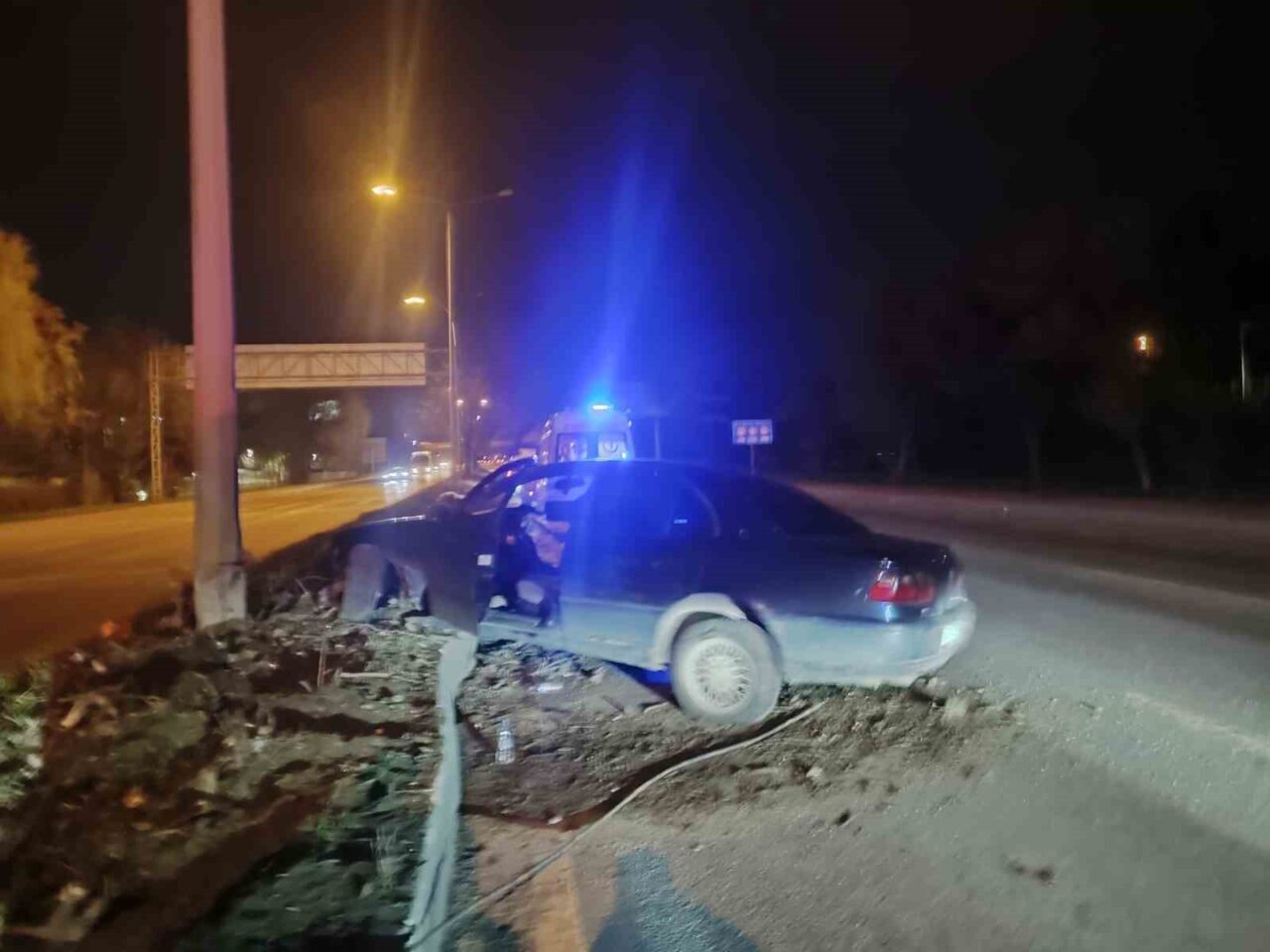 Eskişehir’de 0,30 promil alkollü sürücünün direksiyon hâkimiyetini kaybetmesi sonucu meydana