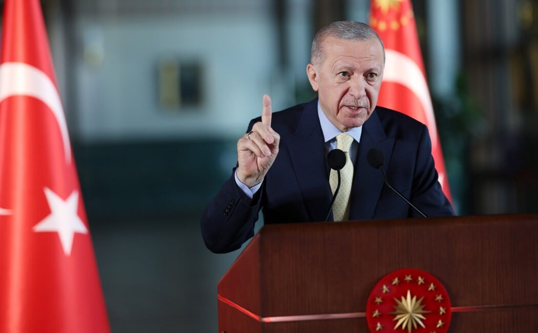 Cumhurbaşkanı Recep Tayyip Erdoğan, “Ana muhalefet kendilerinin sebep olduğu sahte