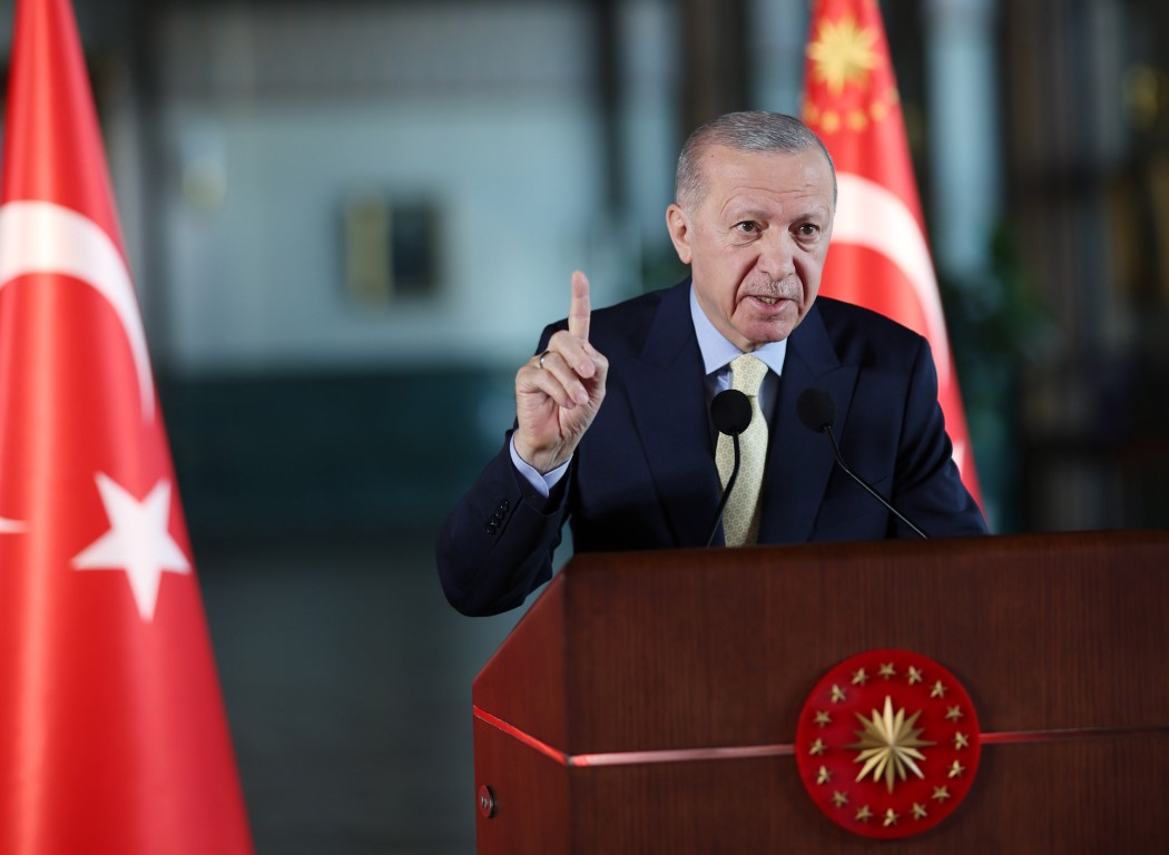 Cumhurbaşkanı Recep Tayyip Erdoğan, “Ana muhalefet kendilerinin sebep olduğu sahte
