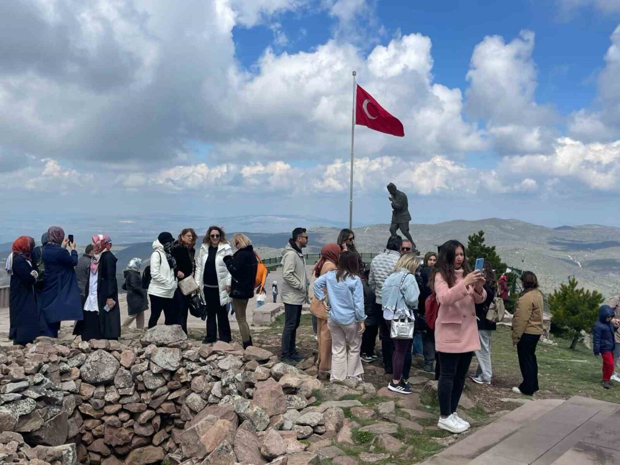 Afyonkarahisar Öğretmen Akademileri bünyesinde faaliyet gösteren Şehir ve Kültür Akademisi