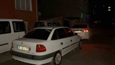 Eskişehir’de ‘dur’ ihtarına uymayarak uyuşturucu olduğu iddia edilen hapları atıp