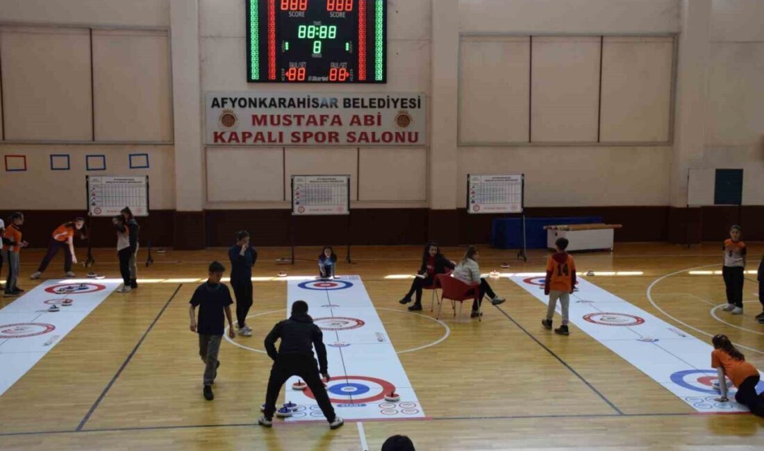 Afyonkarahisar’da 23 Nisan Ulusal Egemenlik ve Çocuk Bayramı etkinlikleri çerçevesinde