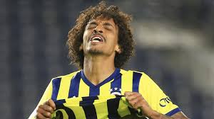 Fenerbahçe Kulübü, eski futbolcusu Luiz Gustavo için akciğer damarında pıhtı