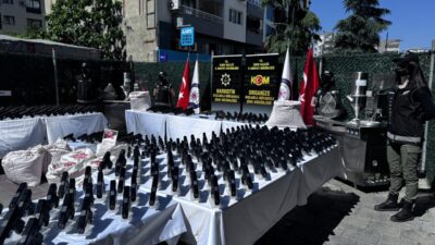 İzmir'de 464 silah ele geçirildi, gözaltına alınan 137 şüpheli tutuklandı