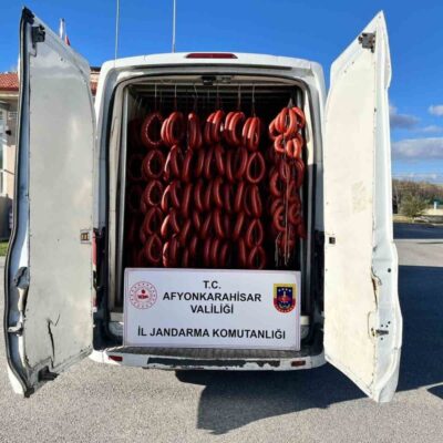 Afyonkarahisar'ın Sinanpaşa ilçesinde sağlıksız gıda ticareti yaptığı öne sürülen kişi