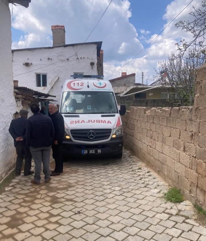 Denizli'nin Tavas ilçesinde sobadan sızan karbonmonoksit gazından etkilenen kişi öldü,