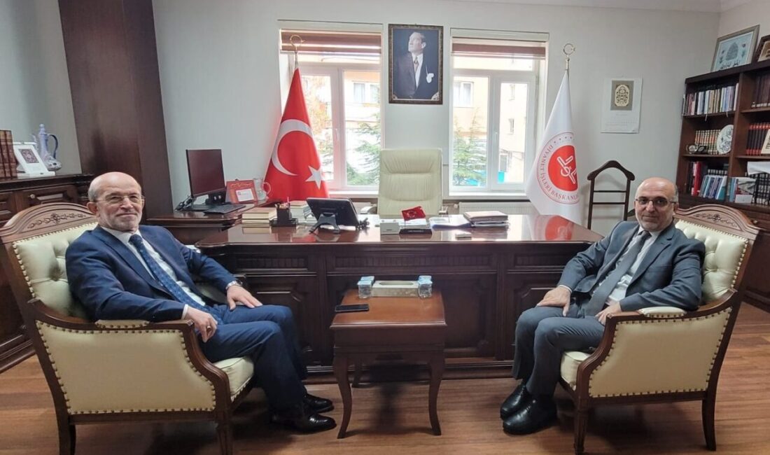 Afyonkarahisar’da düzenlenecek seminer için kente gelen Diyanet İşleri Başkanlığı Din