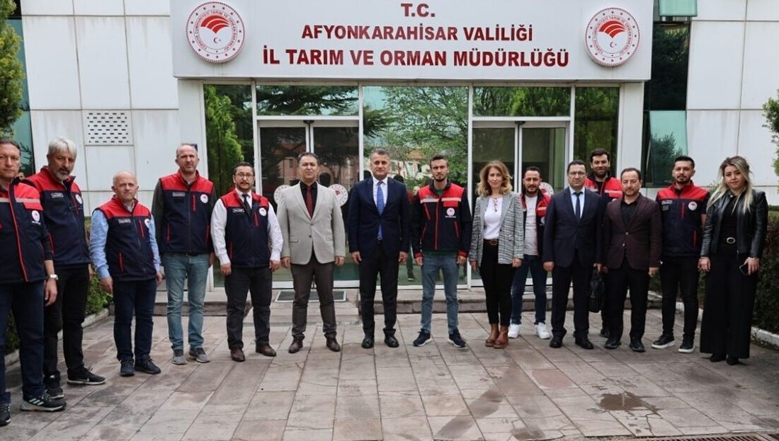Tarım Reformu Yetkililerinden Afyonkarahisar’a Kırsal Kalkınma Ziyareti Tarım Reformu Genel Müdür Yardımcısı Muhsin Yazıcı ve Kırsal Kalkınma