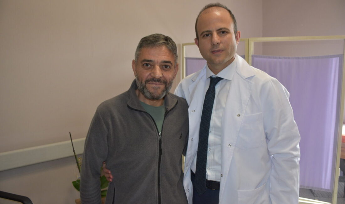 Afyonkarahisar’da erken teşhisle kolon kanserini yenen 47 yaşındaki sağlık memuru