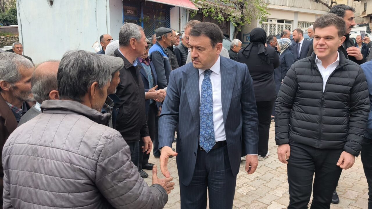 Kütahya Valisi Musa Işın, Kütahya'nın Simav ilçesinde sabah saatlerinde meydana