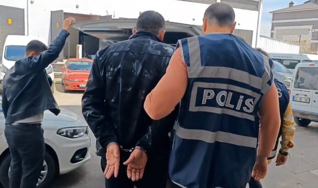 Kütahya’da hakkında “karşılıksız çek vermek” suçundan kesinleşmiş 54 yıl 4