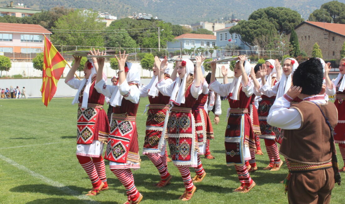 Kuzey Makedonya Kültürel Sanat Topluluğu, Bayındır ilçesinde düzenlenen 23 Nisan