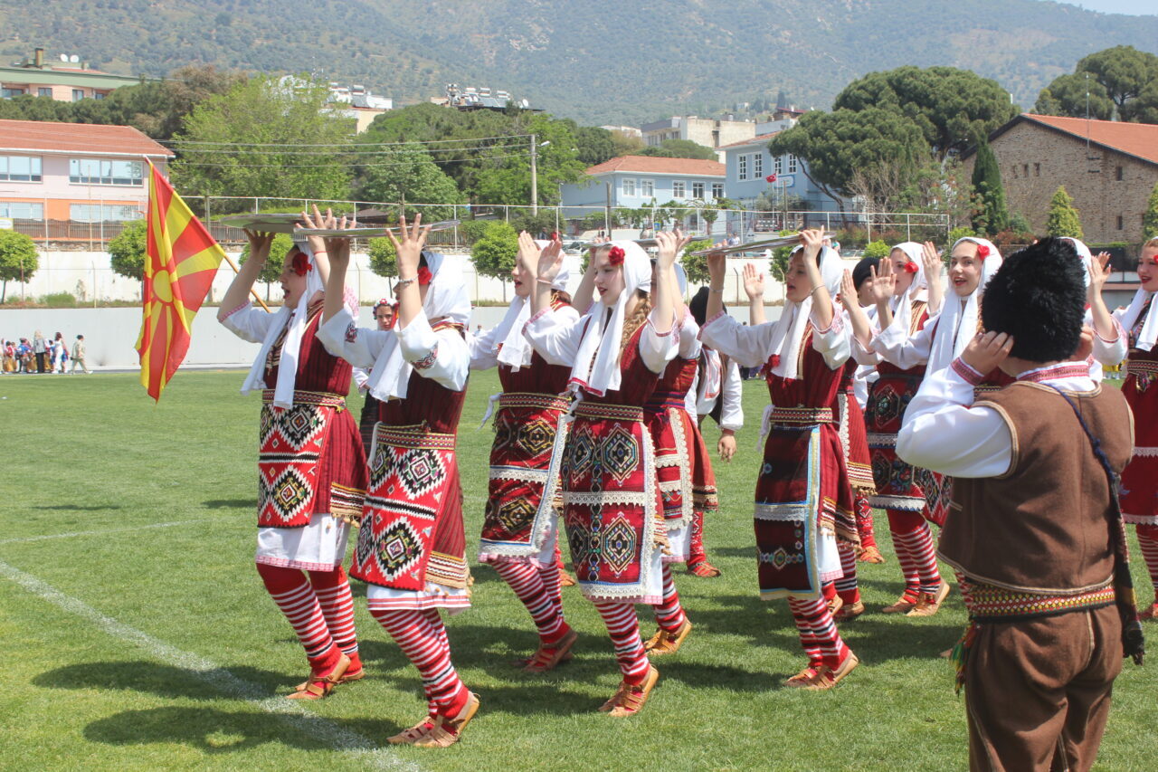 Kuzey Makedonya Kültürel Sanat Topluluğu, Bayındır ilçesinde düzenlenen 23 Nisan
