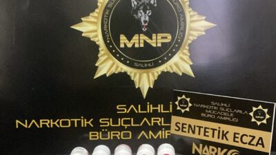 Manisa'nın Salihli ilçesinde uyuşturucu hapla yakalanan şüpheli tutuklandı.