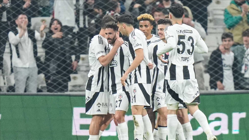 Trendyol Süper Lig'in 33. haftasında Beşiktaş, Atakaş Hatayspor'u 5-1 mağlup