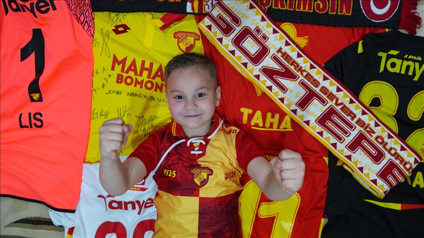 İzmir'de babasıyla 4 yaşından beri Göztepe'nin maçlarına giden ve taraftarın