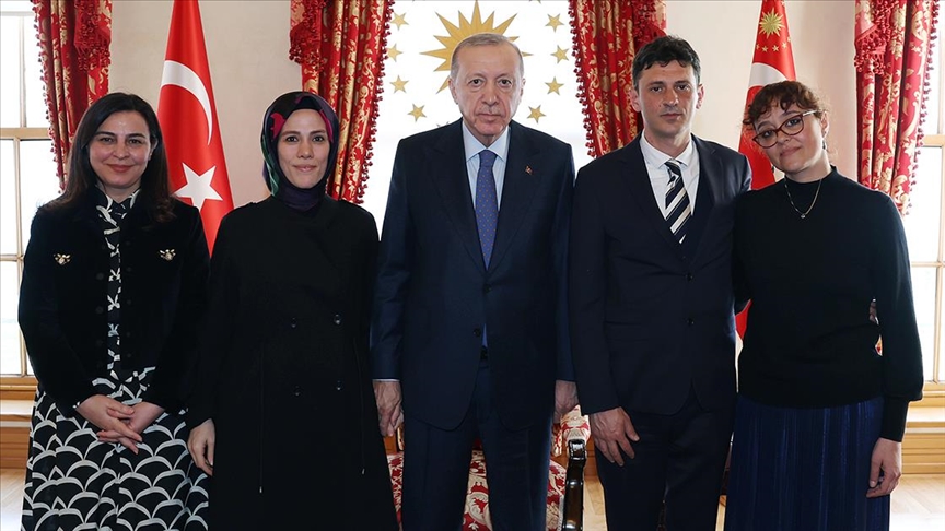 Cumhurbaşkanı Recep Tayyip Erdoğan, Kadıköy'deki bıçaklı saldırıda hayatını kaybeden 14