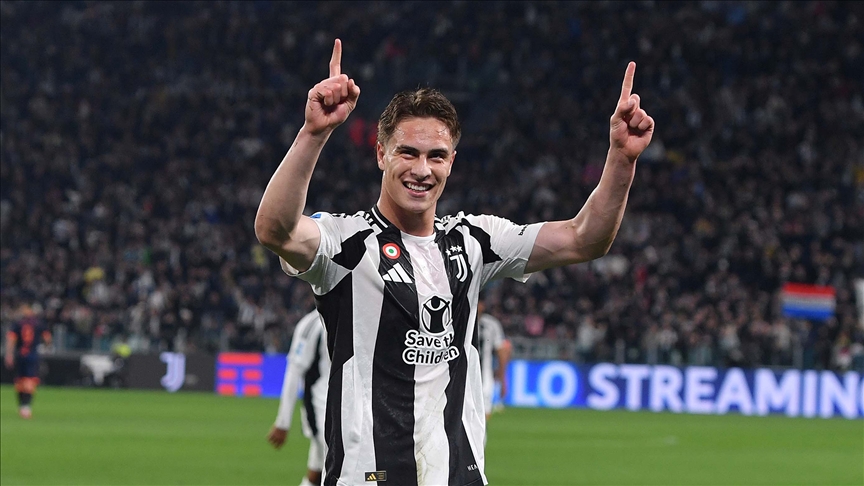 İtalya Serie A'da Juventus, milli futbolcu Kenan Yıldız'ın da bir