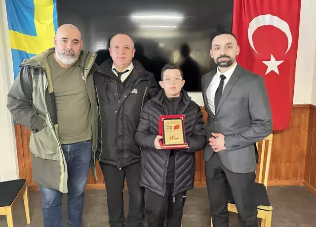 İsveç'in başkenti Stockholm'deki Upplands Vasby bölgesinin Prastgardsvegen Mahallesi'ndeki bir apartmanda