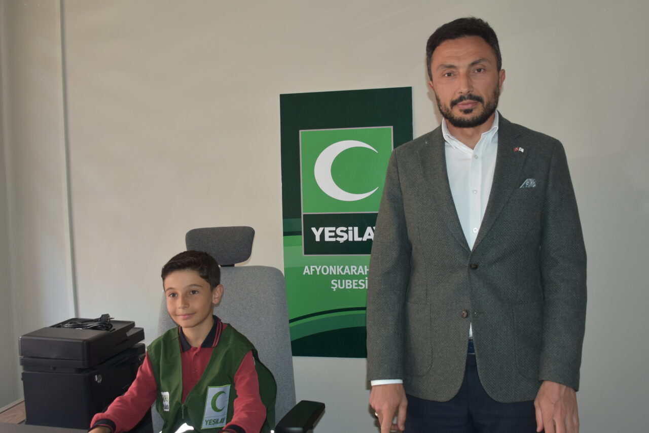 AFYONKARAHİSAR (AA) – Yeşilay Afyonkarahisar Şube Başkanı Arif Kavas, 23