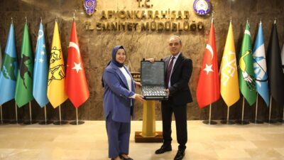 İscehisar Belediye Başkanı Seyhan Kılınçarslan, AK Parti İscehisar İlçe Başkanı