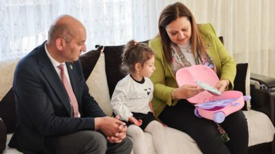 Afyonkarahisar Belediye Başkanı Burcu Köksal, vatan uğruna hayatını kaybeden Şehit