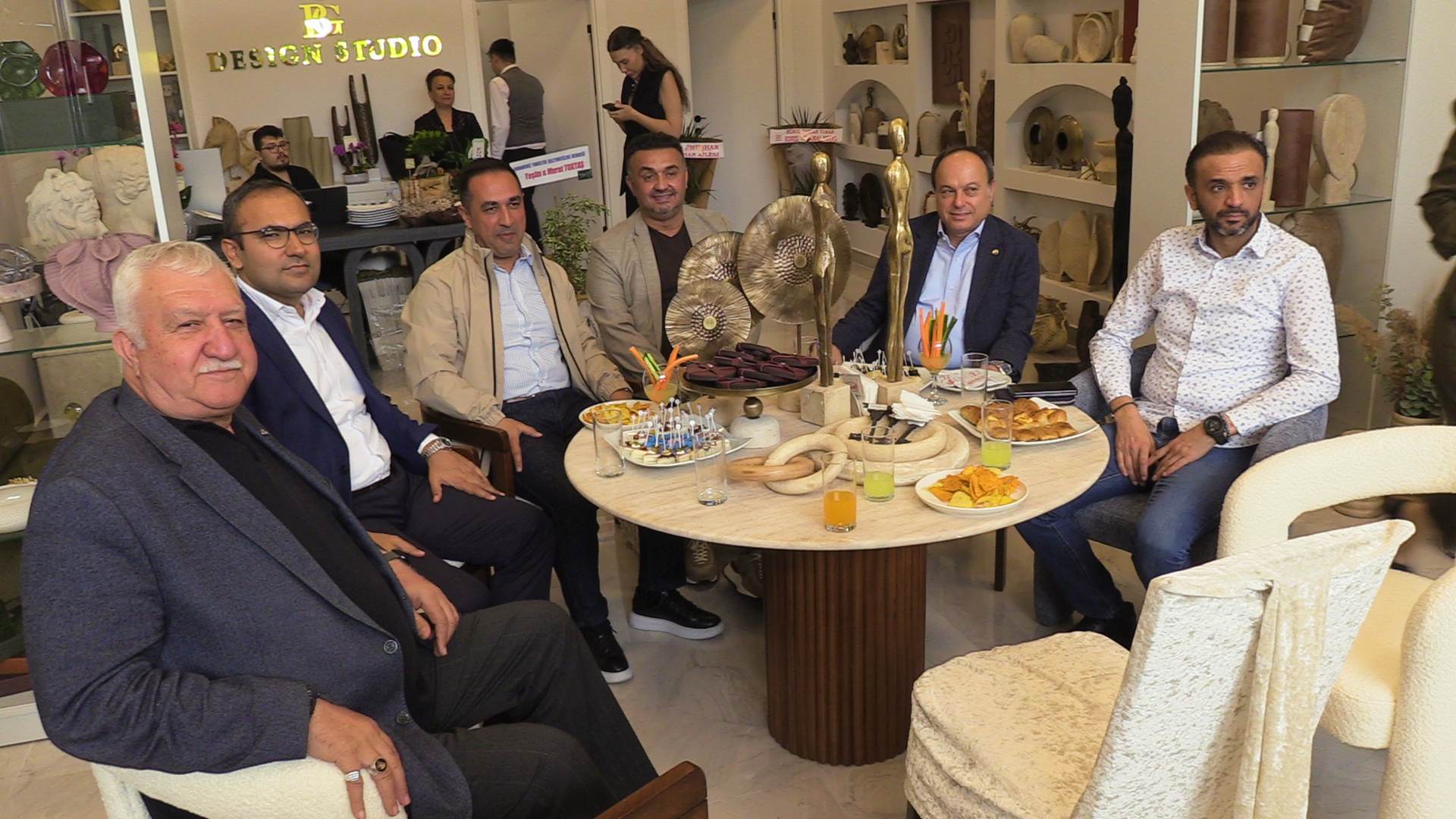 Tasarım ve doğallığın mükemmel uyumunu yaşam alanlarına taşıyan Marandmore, Afyon’daki