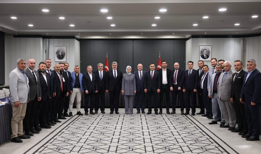 Aile ve Sosyal Hizmetler Bakanı Mahinur Özdemir Göktaş’ın başkanlığında, AK
