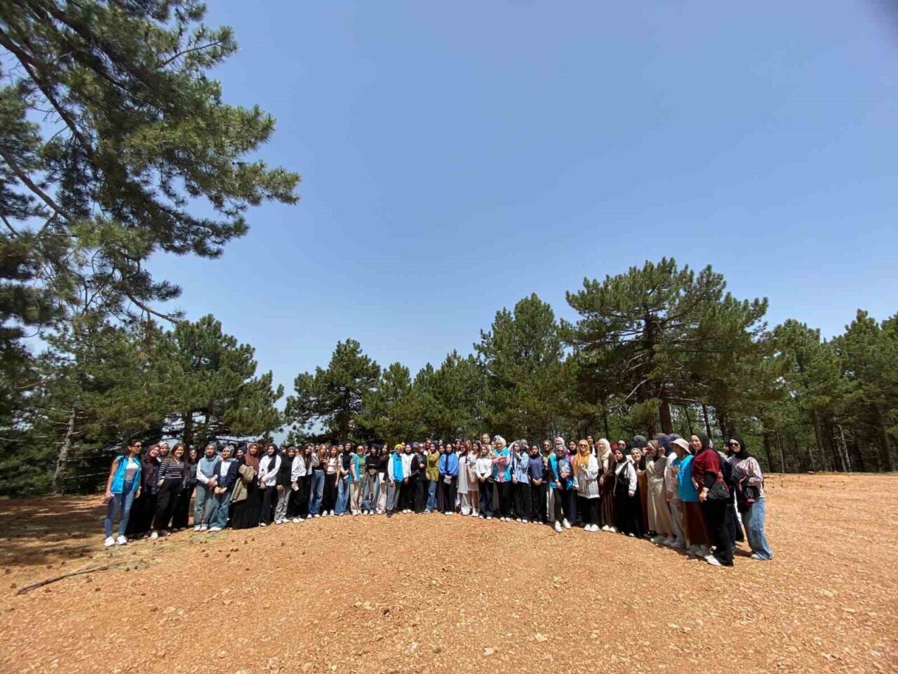 Kütahya Kadim Vakfı, gençlere yönelik faaliyetlerine bir yenisini daha ekleyerek,