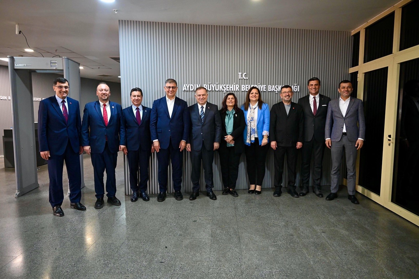 
CHP’li Ege Bölgesi Belediye Başkanları Aydın Büyükşehir Belediye Başkanı Özlem
