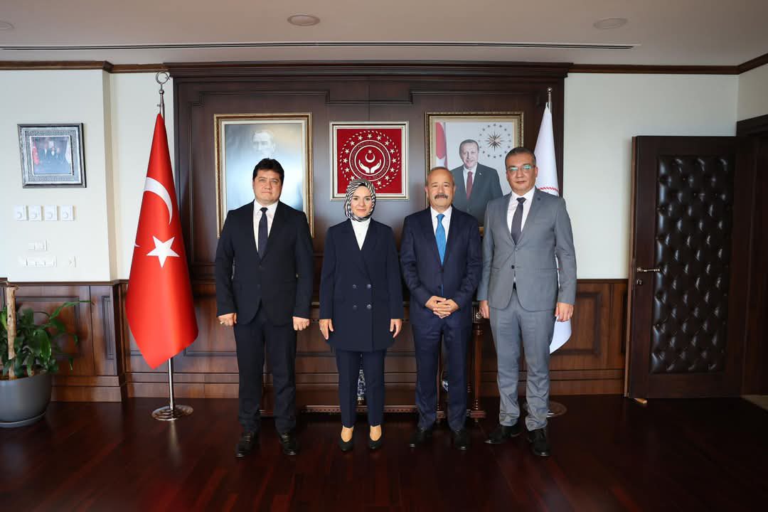 Aile ve Sosyal Hizmetler Bakanı Mahinur Özdemir Göktaş ve MHP