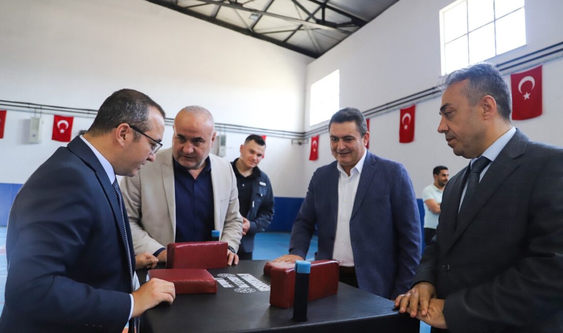 Afyonkarahisar'ın Çobanlar ilçesinde, gençlerin sporla buluşması ve sağlıklı bir geleceğe