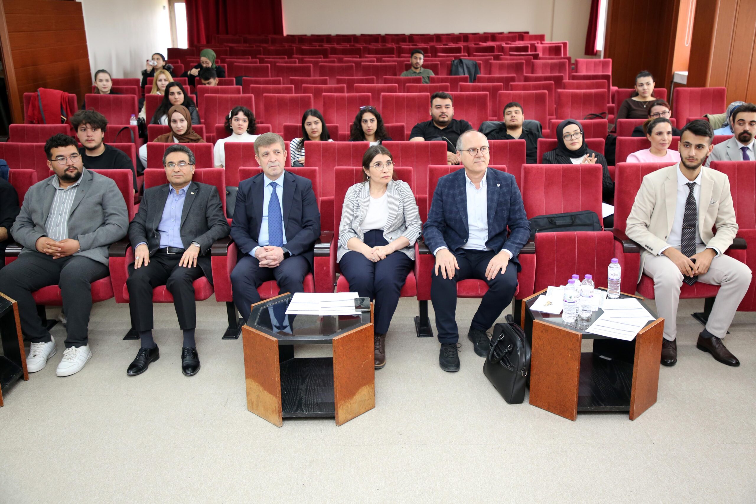 Afyon Kocatepe Üniversitesi (AKÜ) Fen Edebiyat Fakültesi Tarih Bölüm Başkanlığı