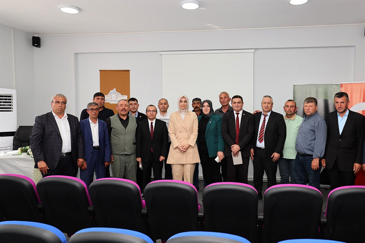 Vali Doç. Dr. Kübra Güran Yiğitbaşı, Çobanlar ilçesine bağlı merkez