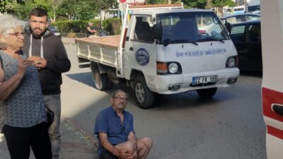 Edirne’nin Keşan ilçesinde meydana gelen trafik kazasında, yolun karşısına geçmeye