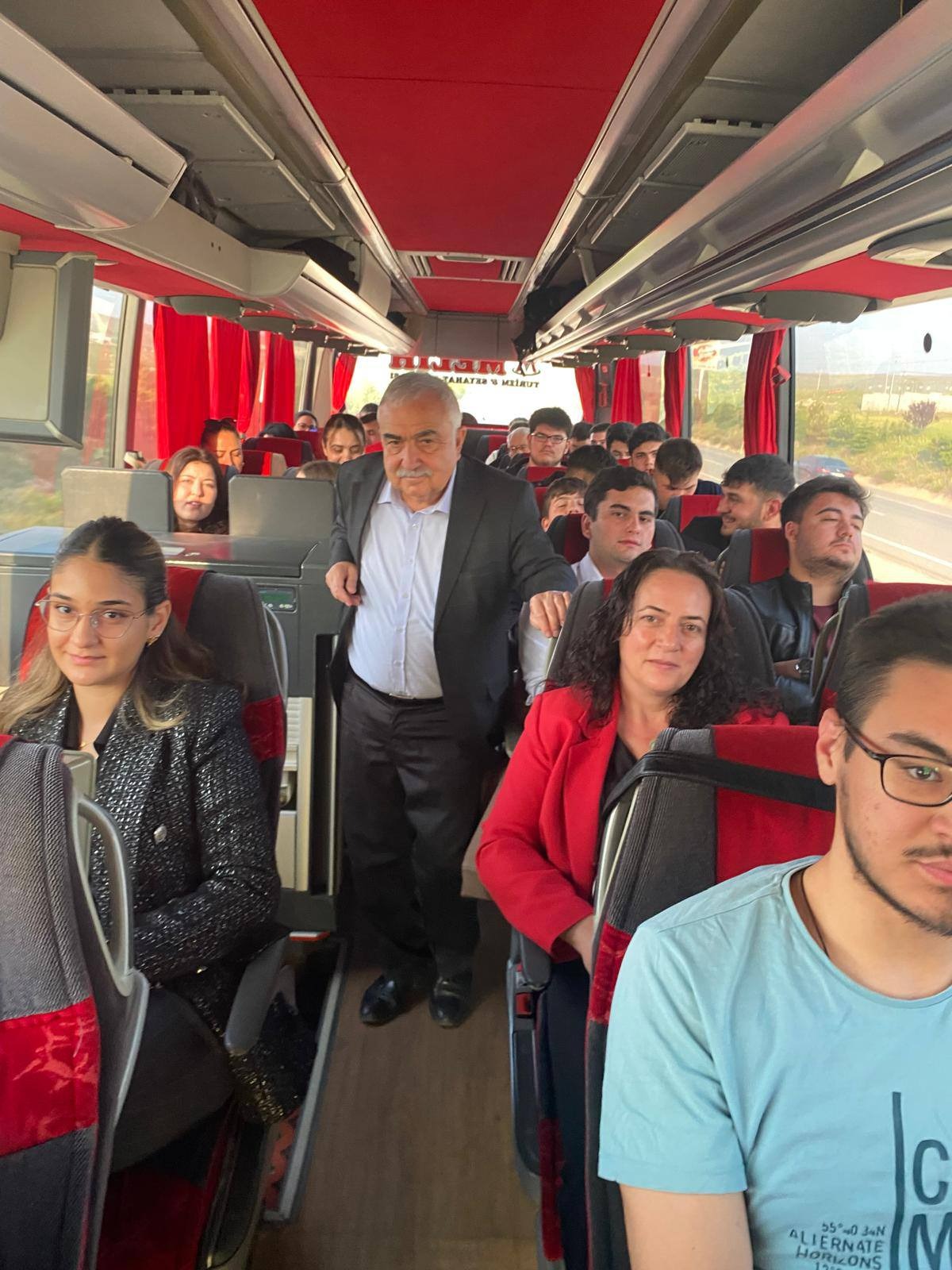 Atatürkçü Düşünce Derneği Afyonkarahisar Şube Başkanı Veli Cengiz liderliğinde ADD’li