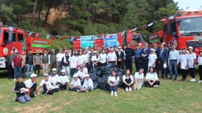 
Afyonkarahisar'ın Dinar ilçesindeki Pınarlı Tabiat Parkı’nda, "Orman Benim" projesi çerçevesinde
