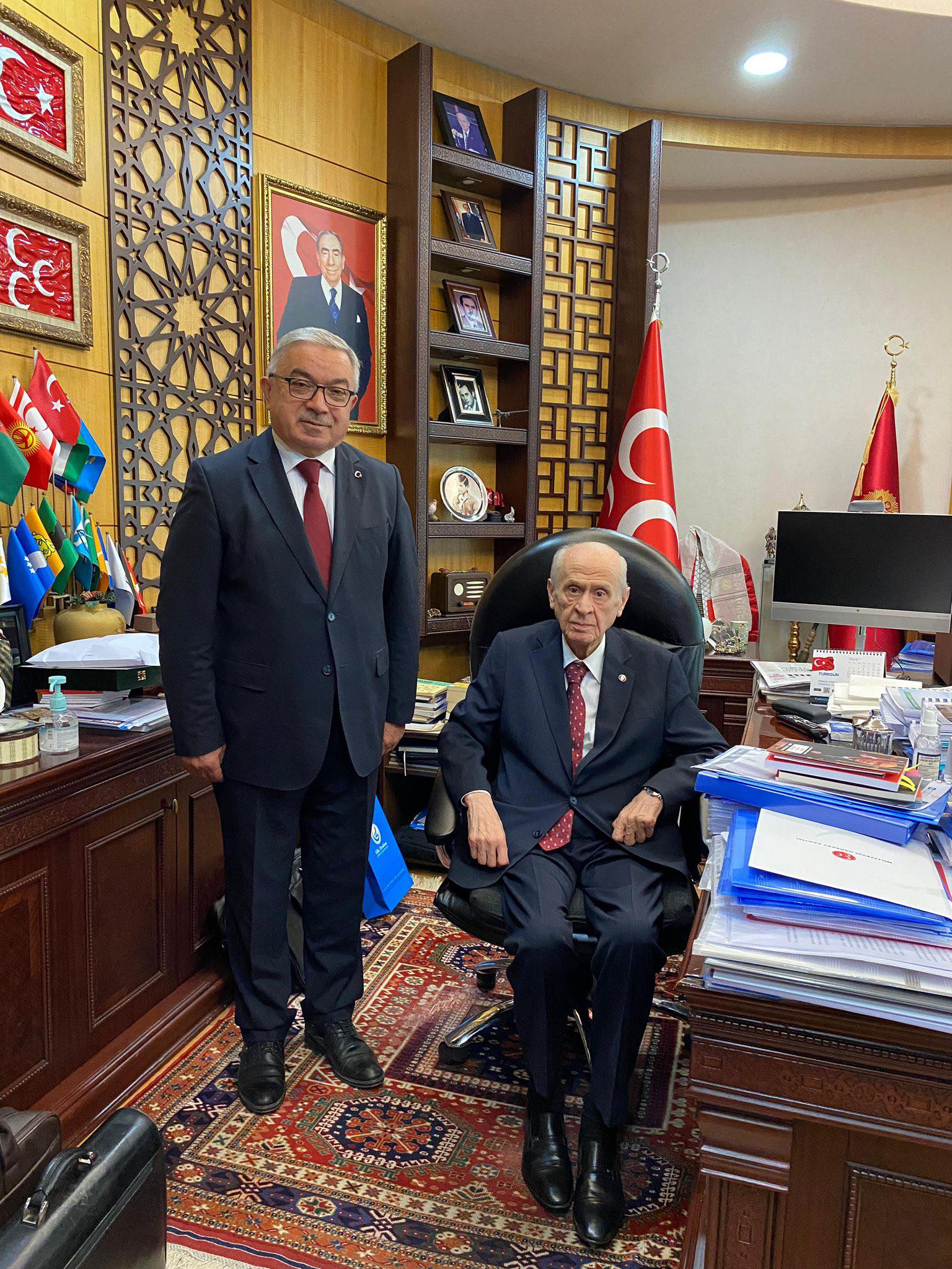 Milliyetçi Hareket Partisi Genel Başkanı Devlet Bahçeli’yi makamında ziyaret eden