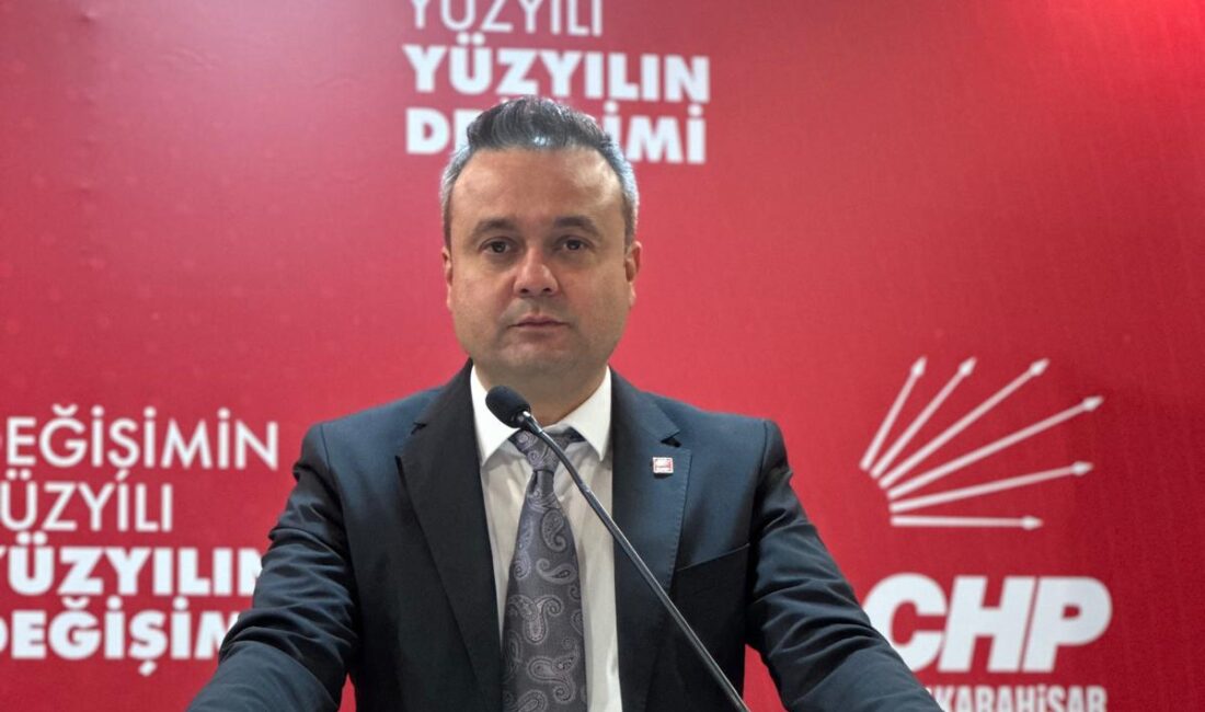 Cumhuriyet Halk Partisi Afyonkarahisar İl Başkanı Faruk Duha Erhan, x